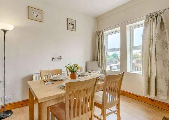 3 Bed In Saltburn-By-The-Sea Oc-46583 *